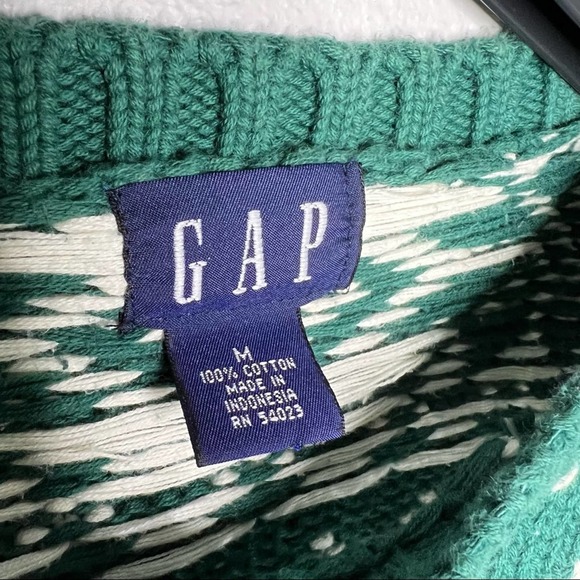 Gap Christmas Sweater - Picture 5 of 5